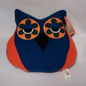 Owl Accent Pillow Retro Design 10"